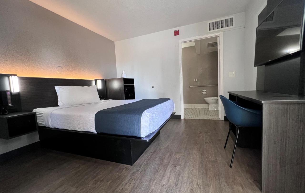 Motel 6-Bakersfield, Ca - South Exterior photo