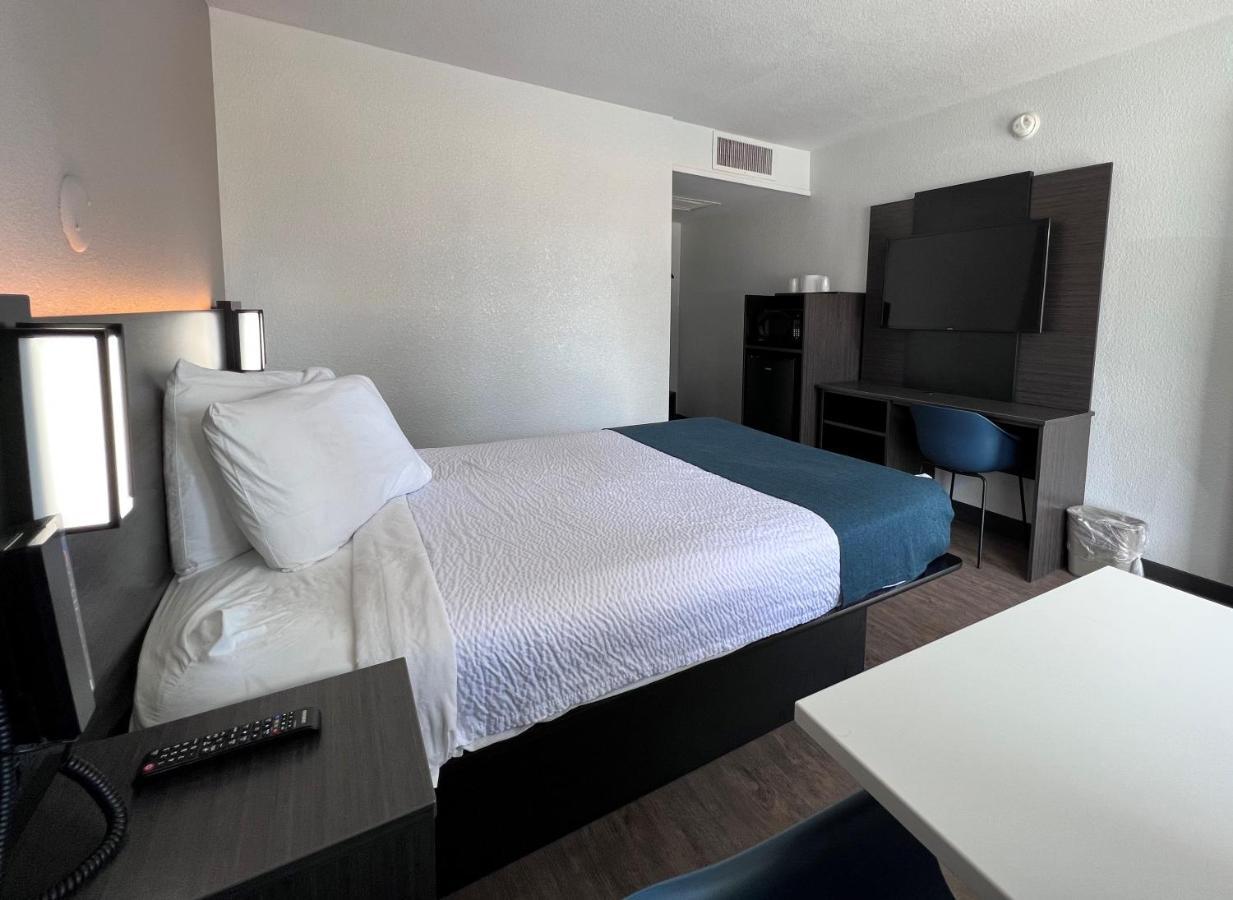 Motel 6-Bakersfield, Ca - South Exterior photo